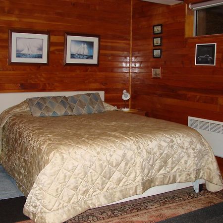 Cosy Studio Apartment Крайстчерч Екстер'єр фото